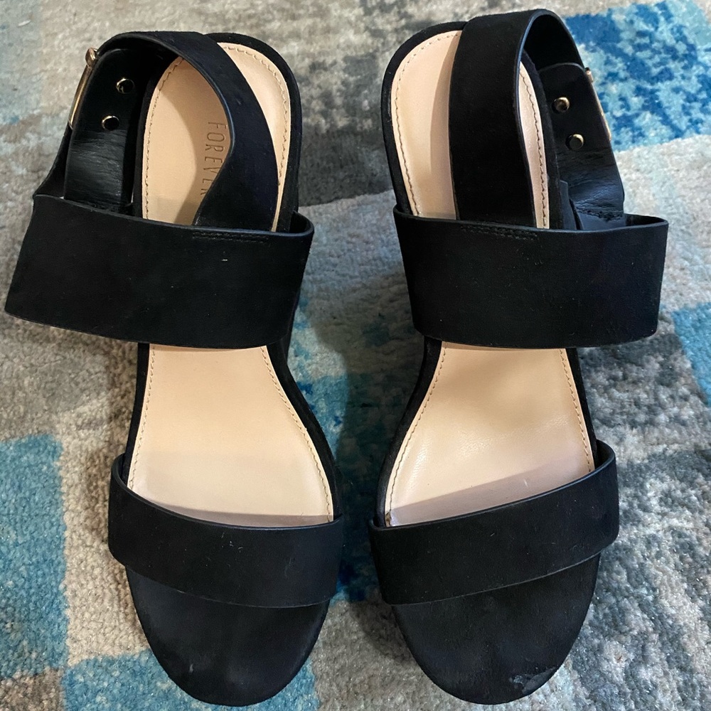 Forever 21 black wedge sandals